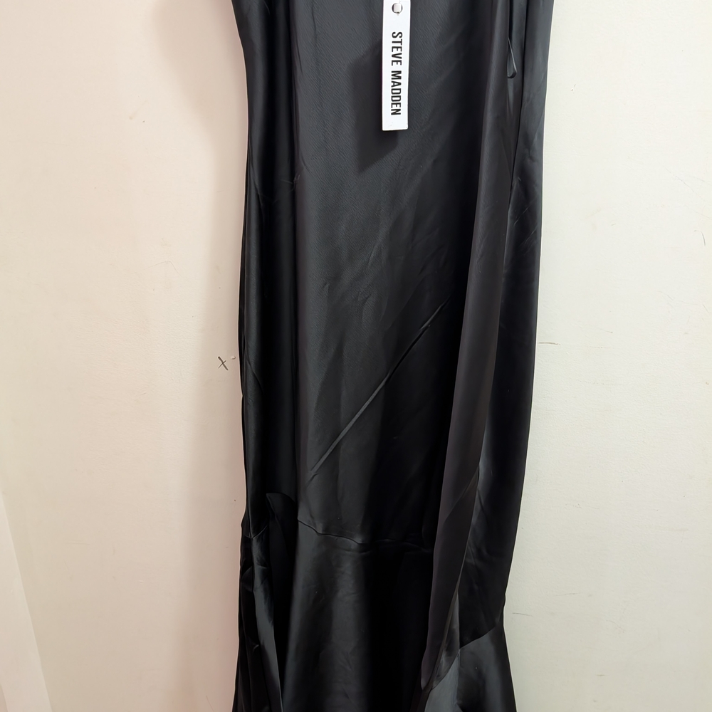 Steve Madden Black Chemise with Lace Trim - Picture 2 of 6